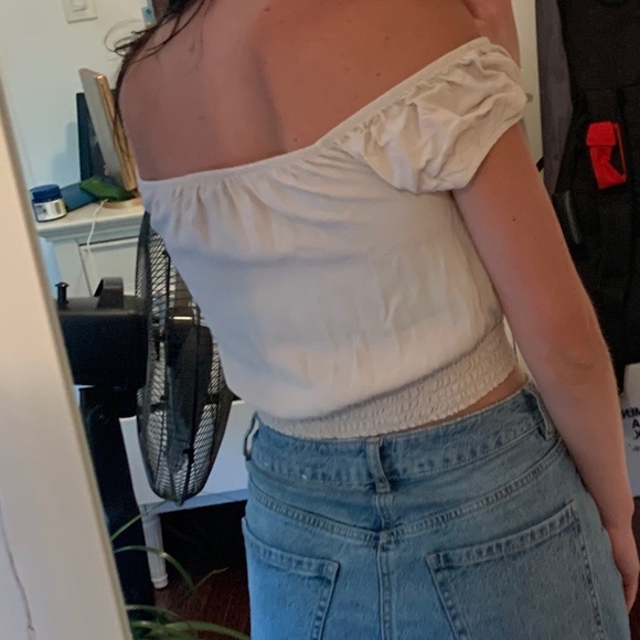 Off the shoulder shirt - Picture 2 of 2
